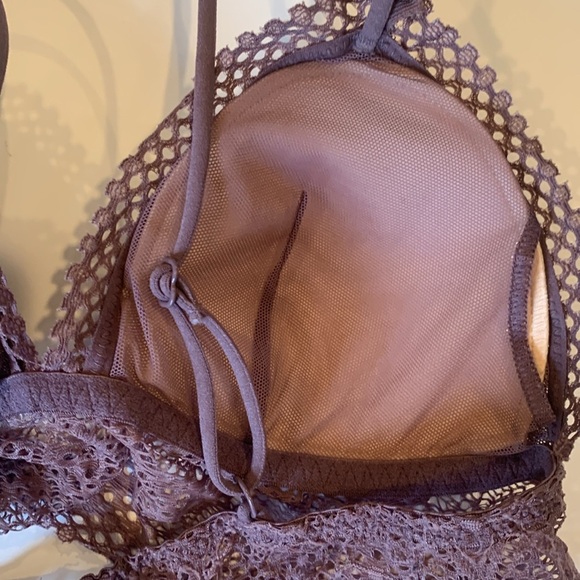 Victoria’s Secret Purple Lace Bralette Wire Free Removable Pads Women’s Small - Picture 4 of 5